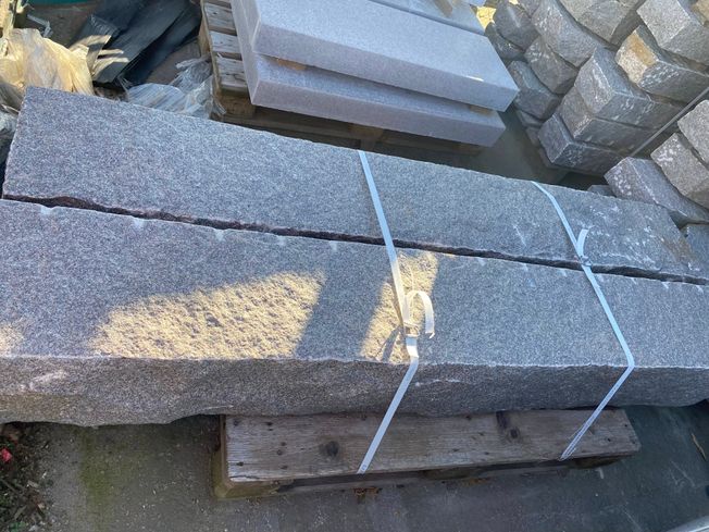 stolpe, stolpe granit, stolpar, stolpar granit, stolpe svensk granit, stolpar Bjärlöv, stolpe Bjärlöv